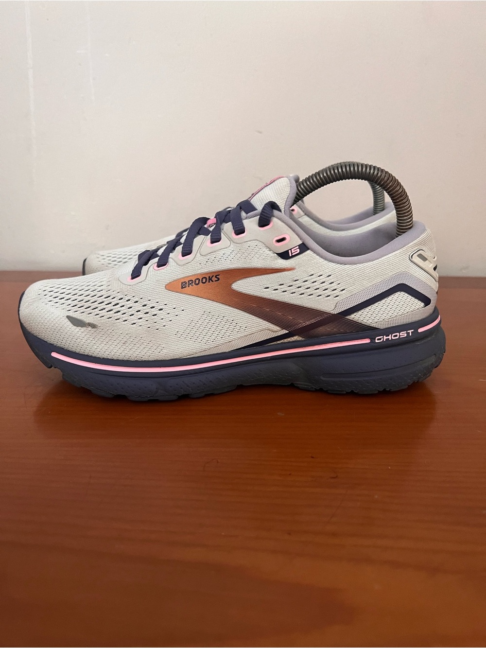 Brooks Ghost 15  Women’s  Walking , Running Sneakers Size 8